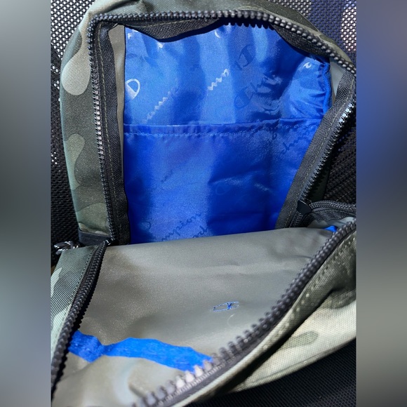 SOLD NWT Camouflage Champion Backpack - Picture 7 of 7